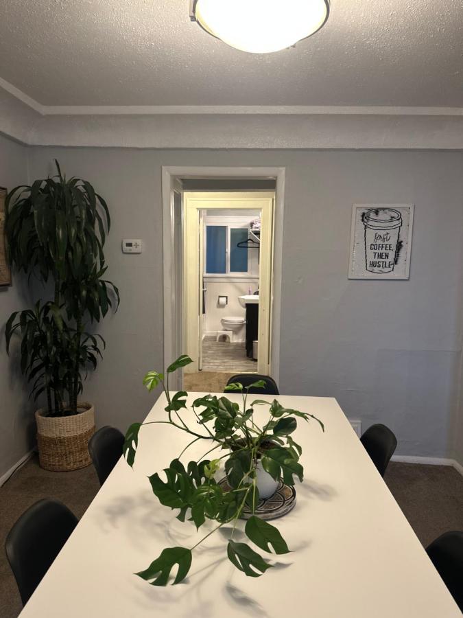 Tacoma Homestay- With Breakfast Included-Private Room Экстерьер фото