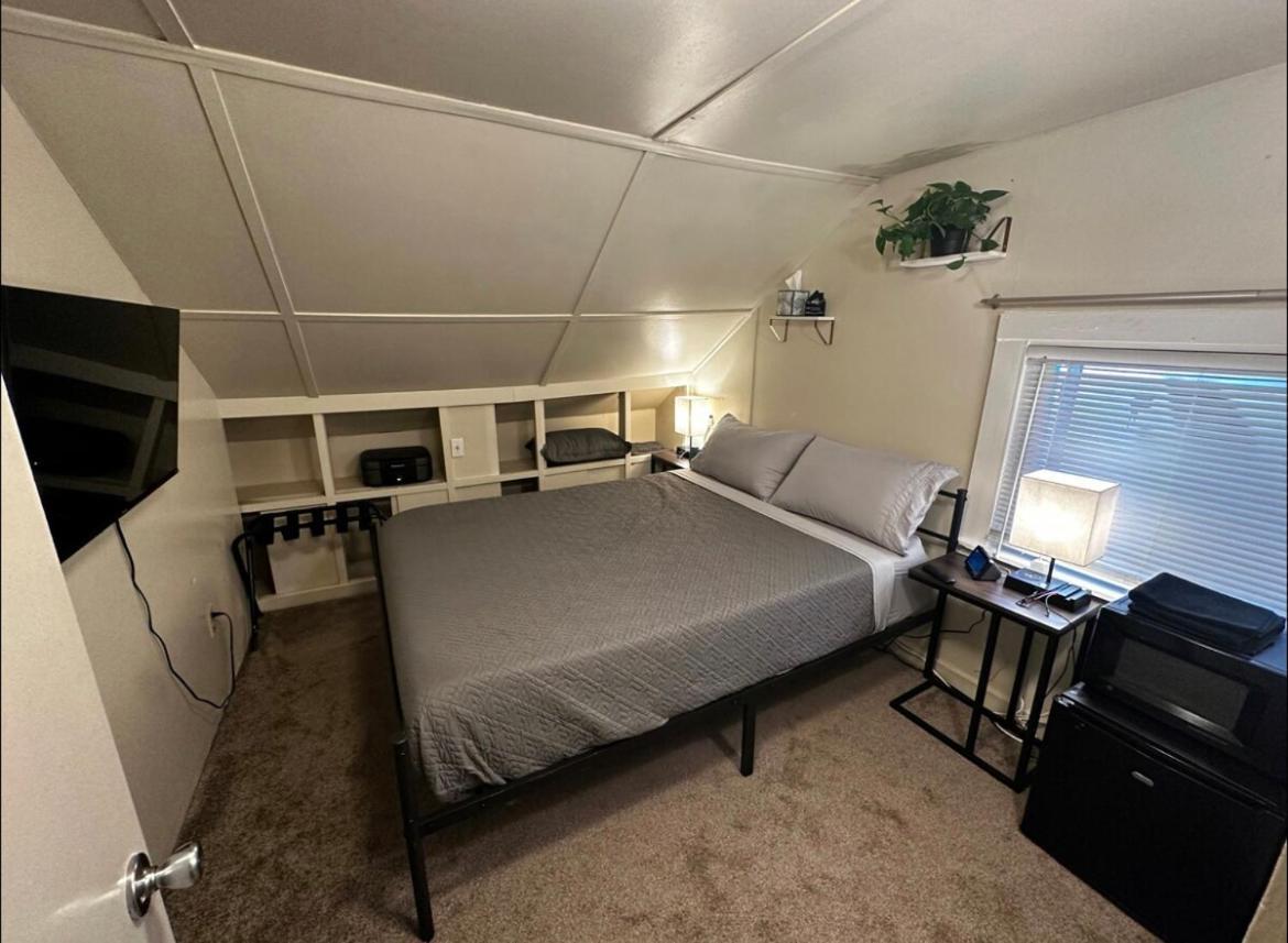 Tacoma Homestay- With Breakfast Included-Private Room Экстерьер фото