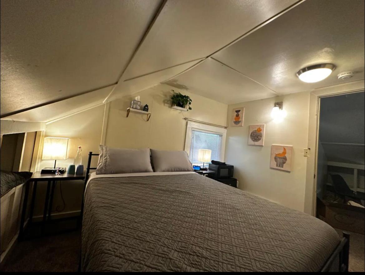 Tacoma Homestay- With Breakfast Included-Private Room Экстерьер фото